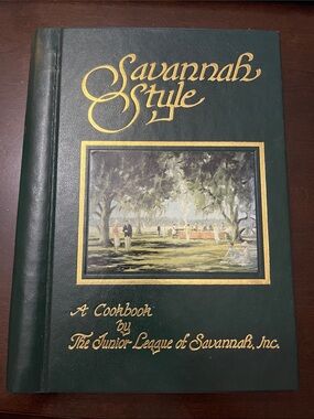Vintage 1980 Savannah Style Cookbook Southern  Junior League Recipes Collectible